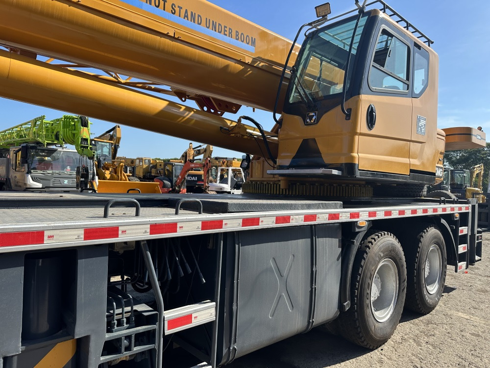 XCMG XCT55 XCT50 QY50KC QY50KA QY50K-II 25 ton 35 ton 40 ton 55 ton 50 ton 60 ton xcmg truck crane - עגורן נייד: תמונה 5 XCMG XCT55 XCT50 QY50KC QY50KA QY50K-II 25 ton 35 ton 40 ton 55 ton 50 ton 60 ton xcmg truck crane - עגורן נייד: תמונה 5