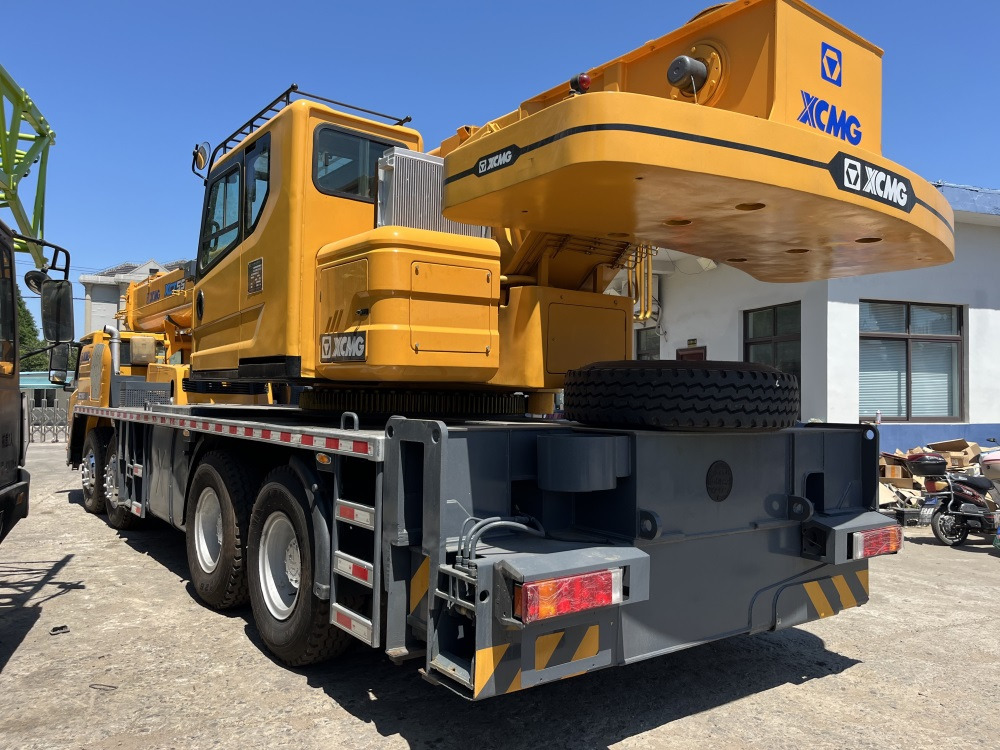 XCMG XCT55 XCT50 QY50KC QY50KA QY50K-II 25 ton 35 ton 40 ton 55 ton 50 ton 60 ton xcmg truck crane - עגורן נייד: תמונה 4 XCMG XCT55 XCT50 QY50KC QY50KA QY50K-II 25 ton 35 ton 40 ton 55 ton 50 ton 60 ton xcmg truck crane - עגורן נייד: תמונה 4