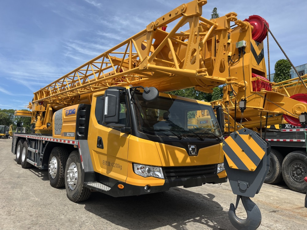 XCMG XCT55 XCT50 QY50KC QY50KA QY50K-II 25 ton 35 ton 40 ton 55 ton 50 ton truck crane - עגורן נייד: תמונה 2 XCMG XCT55 XCT50 QY50KC QY50KA QY50K-II 25 ton 35 ton 40 ton 55 ton 50 ton truck crane - עגורן נייד: תמונה 2