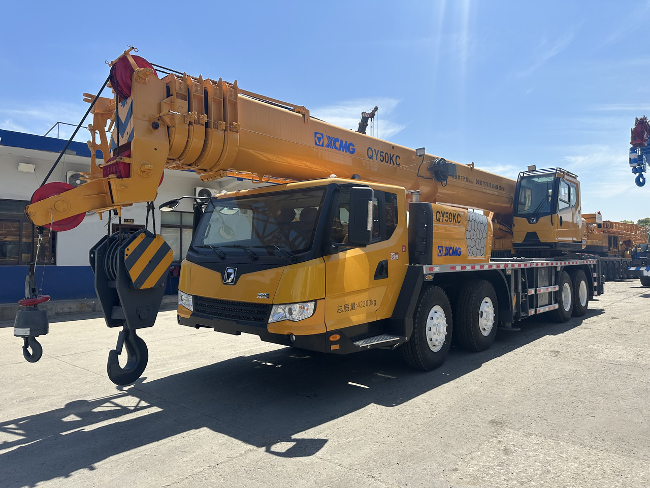 XCMG qy50kc xct55 qy55kc qy25k5c 50ton 55 ton 70 ton 85 ton 90 ton 100 ton 110 ton 130 ton truck crane - עגורן נייד: תמונה 4 XCMG qy50kc xct55 qy55kc qy25k5c 50ton 55 ton 70 ton 85 ton 90 ton 100 ton 110 ton 130 ton truck crane - עגורן נייד: תמונה 4