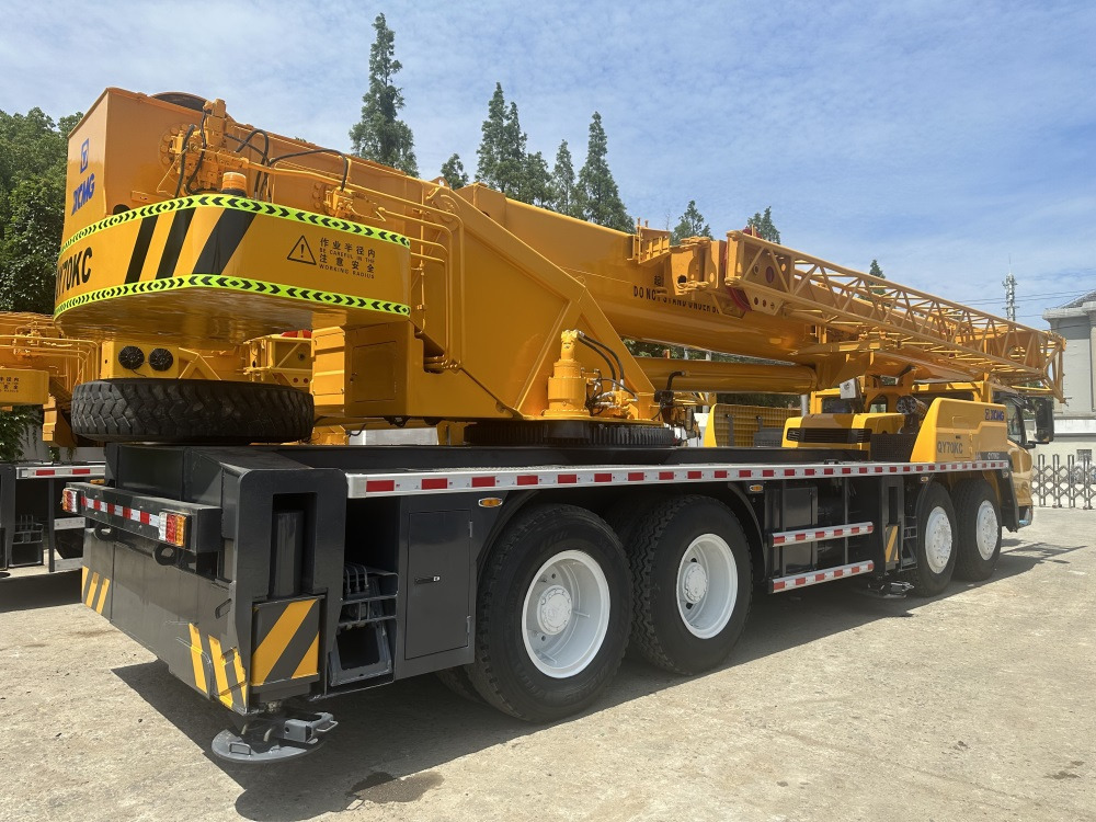 XCMG qy70kc xct75 qy75kc 75 ton truck crane - עגורן נייד: תמונה 4 XCMG qy70kc xct75 qy75kc 75 ton truck crane - עגורן נייד: תמונה 4