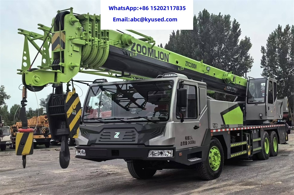 ZOOMLION ZTC300V 30ton - עגורן נייד: תמונה 1 ZOOMLION ZTC300V 30ton - עגורן נייד: תמונה 1