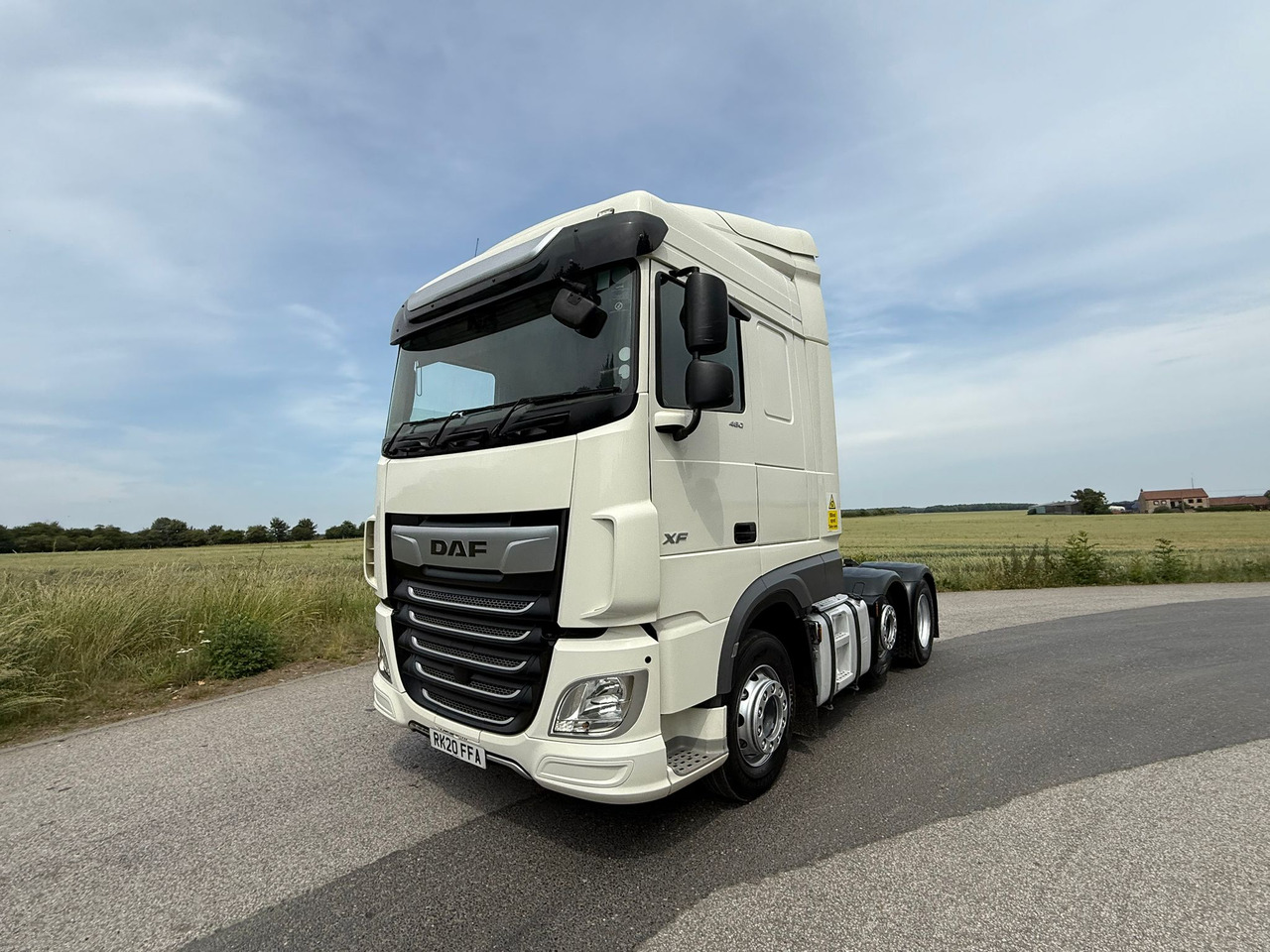 DAF XF 105 480 RHD - יחידת טרקטור: תמונה 1 DAF XF 105 480 RHD - יחידת טרקטור: תמונה 1