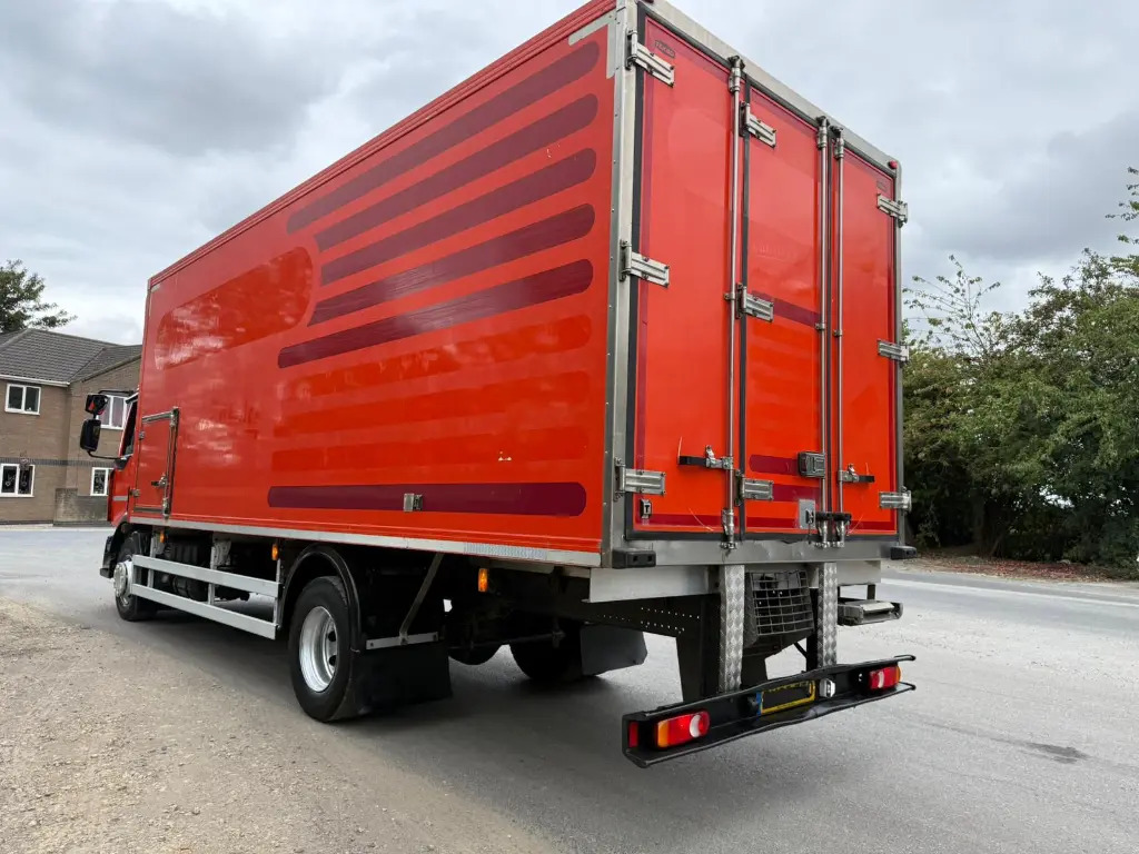 משאית קירור Renault D16 High - Fridgebox: תמונה 7