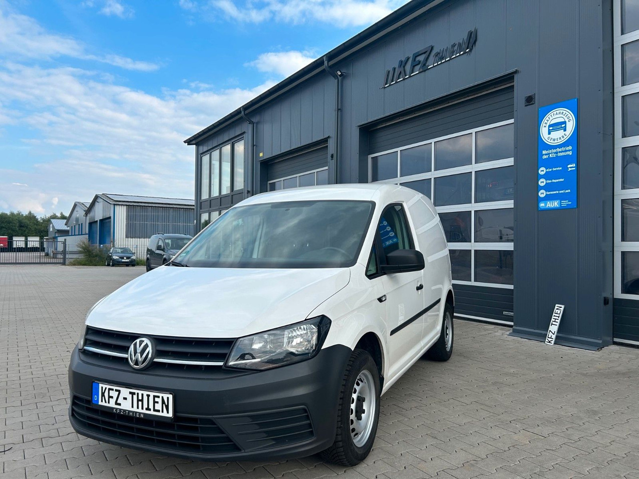 Volkswagen Caddy Kasten | Klima, Navi - כלי רכב מסחרי לנוסעים: תמונה 1 Volkswagen Caddy Kasten | Klima, Navi - כלי רכב מסחרי לנוסעים: תמונה 1