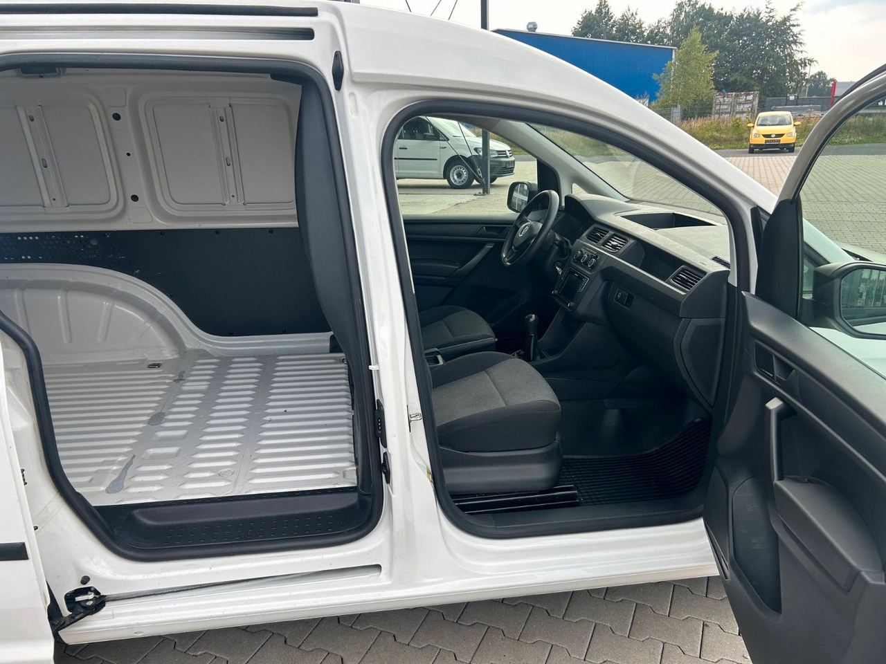 Volkswagen Caddy Kasten | Klima, Navi - כלי רכב מסחרי לנוסעים: תמונה 5 Volkswagen Caddy Kasten | Klima, Navi - כלי רכב מסחרי לנוסעים: תמונה 5