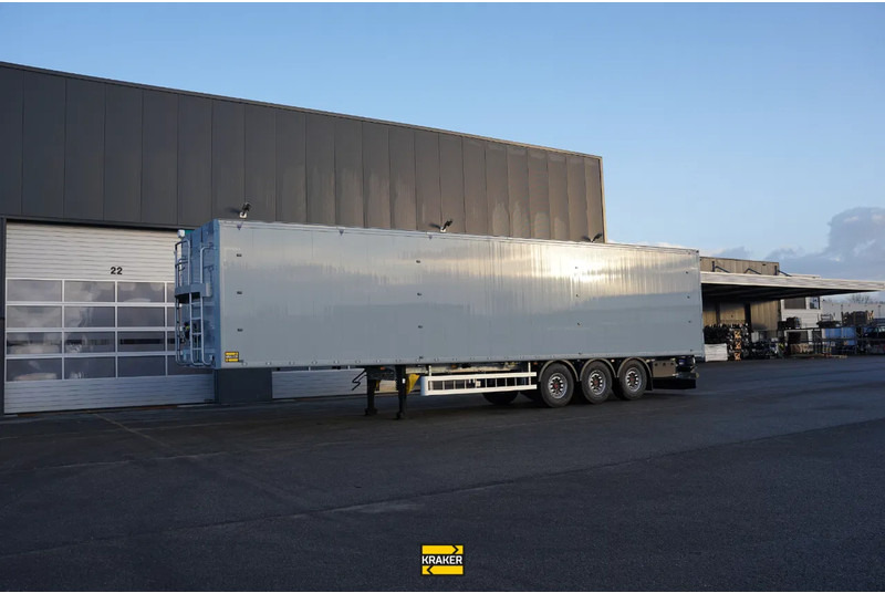 Kraker K-Force Fifth wheel 1250mm 90cbm 4 in stock - סמיטריילר עם רצפת הליכה: תמונה 1 Kraker K-Force Fifth wheel 1250mm 90cbm 4 in stock - סמיטריילר עם רצפת הליכה: תמונה 1