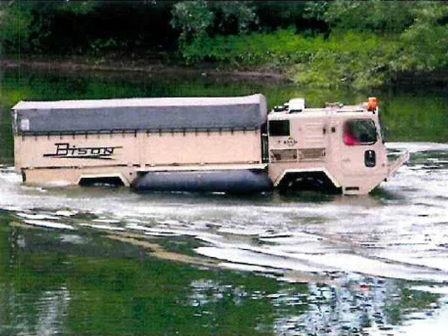 משאית EWK "BISON" (PROTOTYPE) AMPHIBIOUS MULTI PURPOSE TRUCK 4X4: תמונה 7
