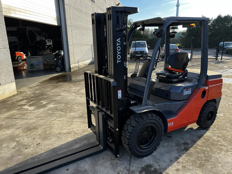 Toyota 52-8FDJF35 TONERO 35 (NEW) (6x in Stock) - מלגזת סולר: תמונה 5 Toyota 52-8FDJF35 TONERO 35 (NEW) (6x in Stock) - מלגזת סולר: תמונה 5