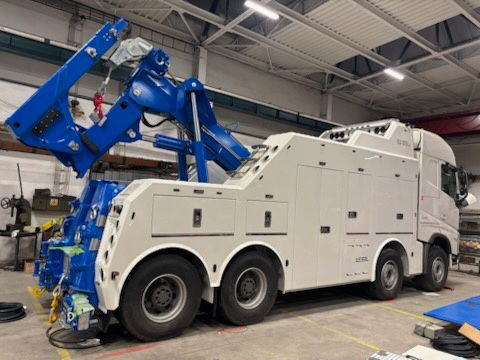 Volvo FH NEW ER4120 4 winches Volvo FH 540 8x4 WB5,6  - משאית גרירה: תמונה 5 Volvo FH NEW ER4120 4 winches Volvo FH 540 8x4 WB5,6  - משאית גרירה: תמונה 5