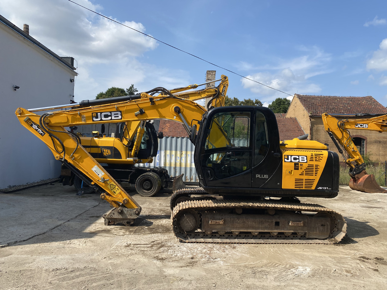 JCB JS131 - מחפר סורק: תמונה 1 JCB JS131 - מחפר סורק: תמונה 1