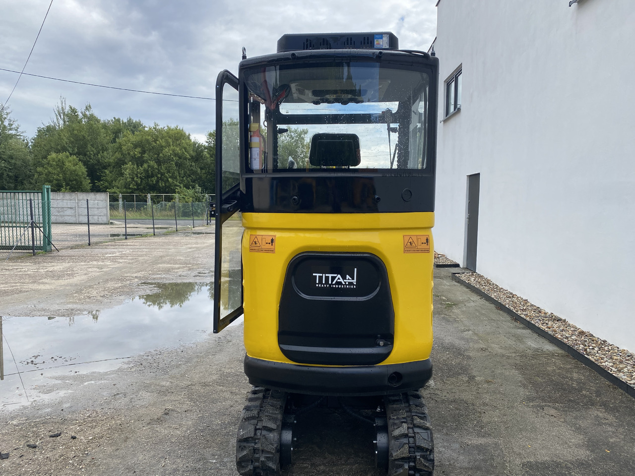 TITAN TE25 - מיני מחפר: תמונה 3 TITAN TE25 - מיני מחפר: תמונה 3
