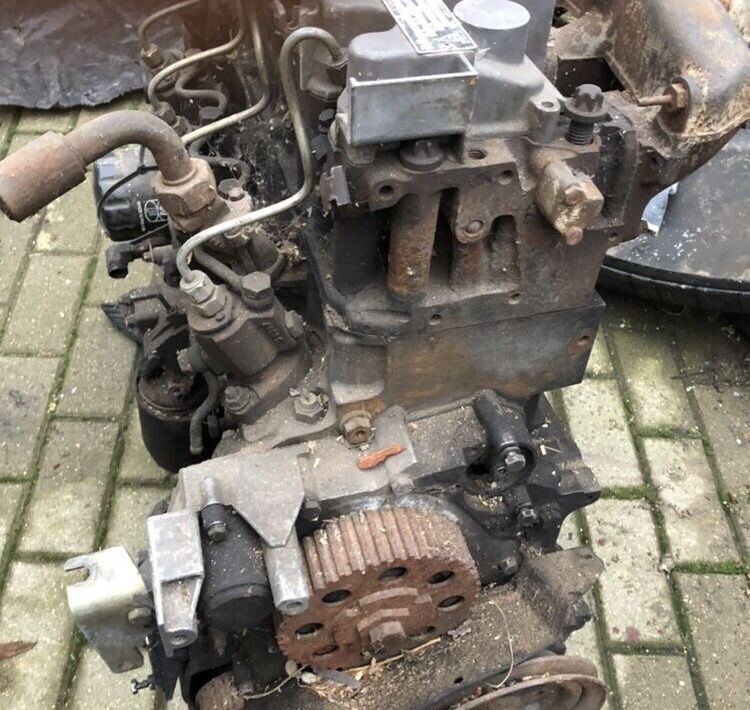 Deutz F4L1011F Kramer - מנוע עבור מעמיס גלגלים: תמונה 4 Deutz F4L1011F Kramer - מנוע עבור מעמיס גלגלים: תמונה 4