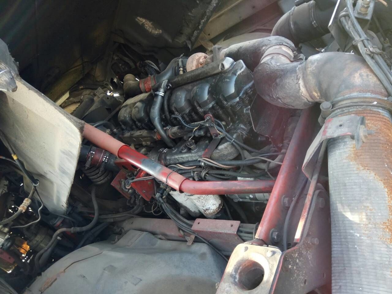 Renault MAGNUM Mack 430 - מנוע עבור משאית: תמונה 2 Renault MAGNUM Mack 430 - מנוע עבור משאית: תמונה 2