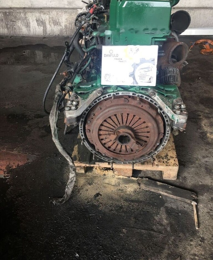 Volvo D12A Volvo - מנוע עבור אוטובוס: תמונה 1 Volvo D12A Volvo - מנוע עבור אוטובוס: תמונה 1