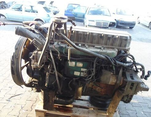 Volvo D12A Volvo truck - מנוע עבור משאית: תמונה 1 Volvo D12A Volvo truck - מנוע עבור משאית: תמונה 1