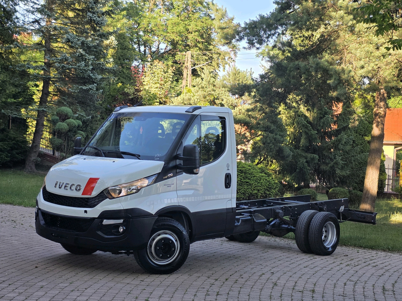 Iveco Daily 72c-17 Rama Pod Zabudowę Klima ! 3.0 HPI ! 170 Hp * Super Stan ! - כלי רכב מסחרי קטן: תמונה 1 Iveco Daily 72c-17 Rama Pod Zabudowę Klima ! 3.0 HPI ! 170 Hp * Super Stan ! - כלי רכב מסחרי קטן: תמונה 1