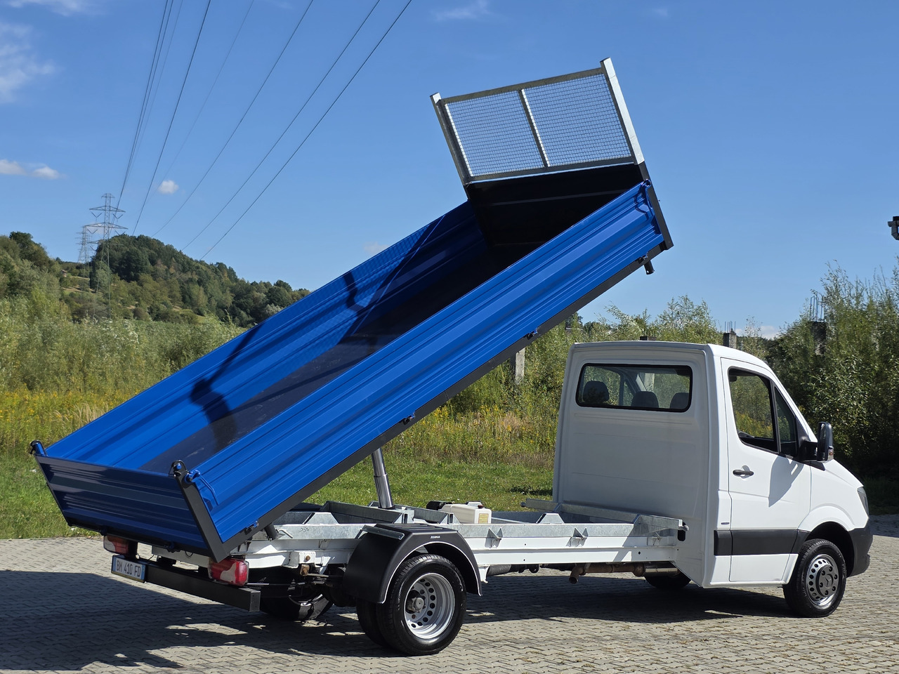 MERCEDES-BENZ Sprinter 419 CDI Wywrotka 4.50 M ! Kiper 3-Stronny ! Klima ! 3.0 CDI * 190 Km ! - כלי רכב מסחרי מזהיר: תמונה 5 MERCEDES-BENZ Sprinter 419 CDI Wywrotka 4.50 M ! Kiper 3-Stronny ! Klima ! 3.0 CDI * 190 Km ! - כלי רכב מסחרי מזהיר: תמונה 5