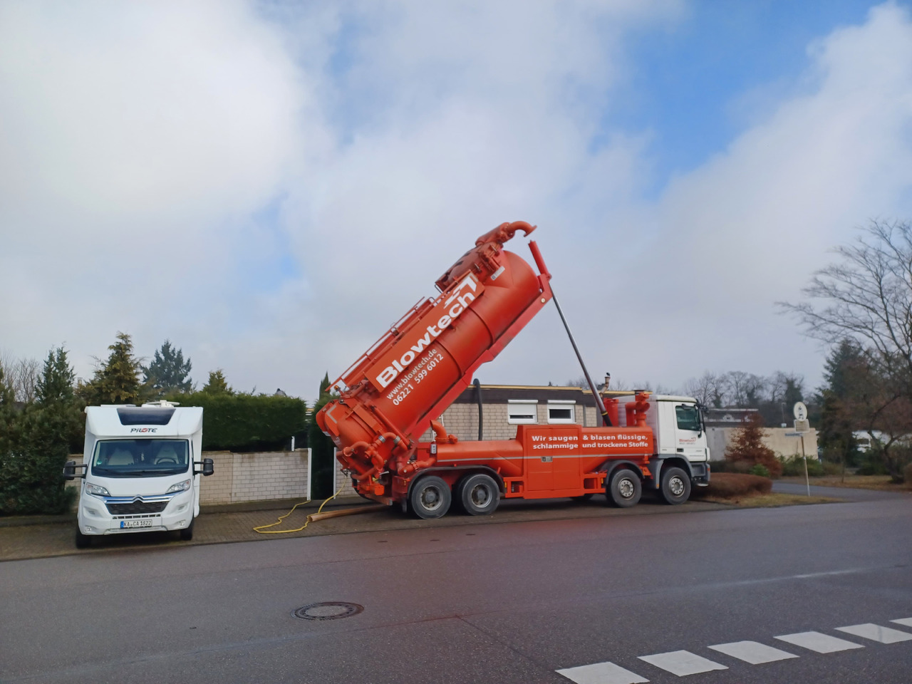 MERCEDES-BENZ Naaktgeboren Vacu-Press 8000 High-Lift V2A less km+hours! - משאית ואקום: תמונה 4 MERCEDES-BENZ Naaktgeboren Vacu-Press 8000 High-Lift V2A less km+hours! - משאית ואקום: תמונה 4