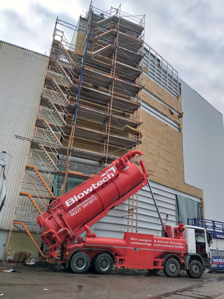 MERCEDES-BENZ Naaktgeboren Vacu-Press 8000 High-Lift V2A less km+hours! - משאית ואקום: תמונה 3 MERCEDES-BENZ Naaktgeboren Vacu-Press 8000 High-Lift V2A less km+hours! - משאית ואקום: תמונה 3
