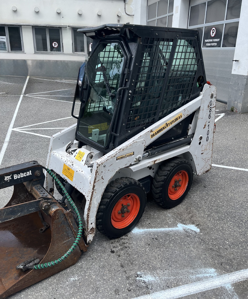 BOBCAT S70 - מעמיס רצועות קומפקטי: תמונה 2 BOBCAT S70 - מעמיס רצועות קומפקטי: תמונה 2