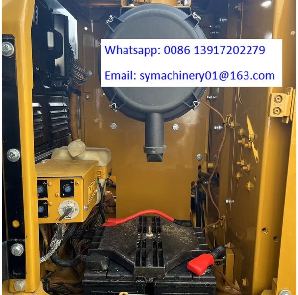Caterpillar 320D2L - מחפר סורק: תמונה 4 Caterpillar 320D2L - מחפר סורק: תמונה 4