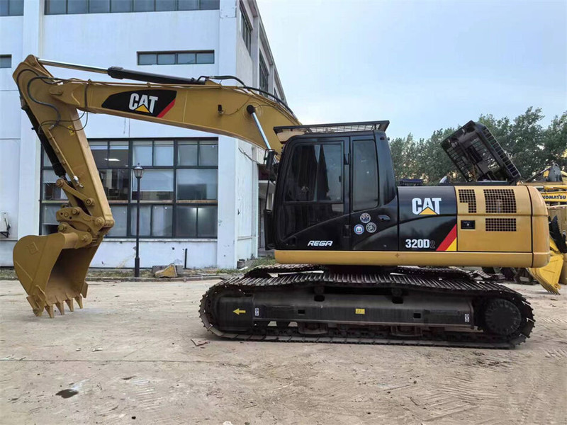 Caterpillar 320D2 - מחפר סורק: תמונה 1 Caterpillar 320D2 - מחפר סורק: תמונה 1