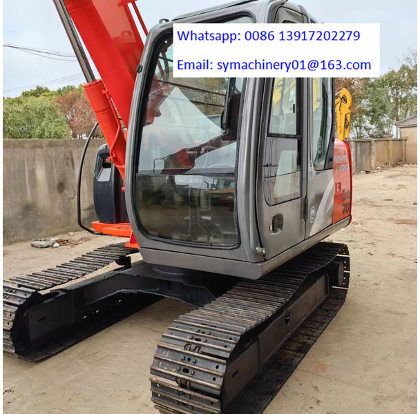 Hitachi ZX70 - מיני מחפר: תמונה 3 Hitachi ZX70 - מיני מחפר: תמונה 3