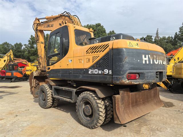 Hyundai R210W-9S - מחפר גלגלים: תמונה 3 Hyundai R210W-9S - מחפר גלגלים: תמונה 3