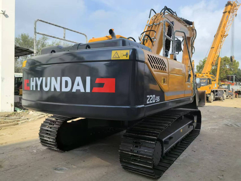 Hyundai R220LC-9S / 220 330 305 - מחפר סורק: תמונה 3 Hyundai R220LC-9S / 220 330 305 - מחפר סורק: תמונה 3