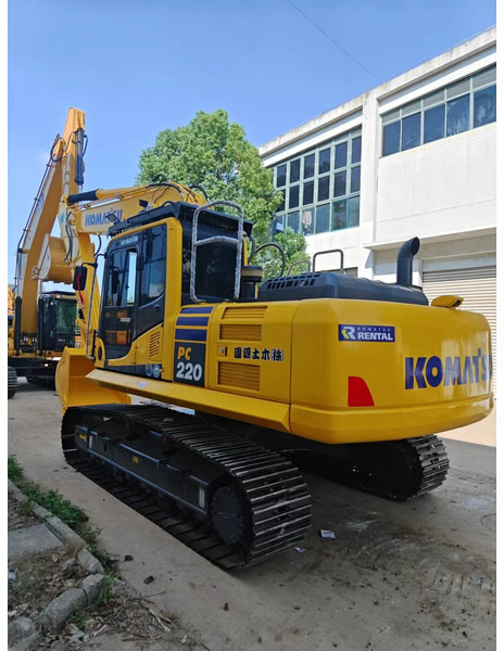 Komatsu PC220-8 - מחפר סורק: תמונה 2 Komatsu PC220-8 - מחפר סורק: תמונה 2