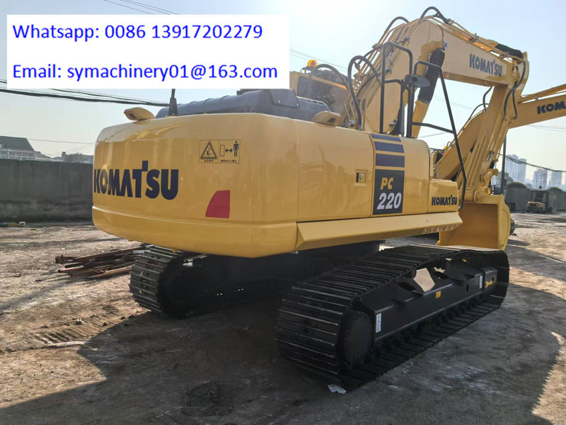 Komatsu PC220-8 - מחפר סורק: תמונה 3 Komatsu PC220-8 - מחפר סורק: תמונה 3
