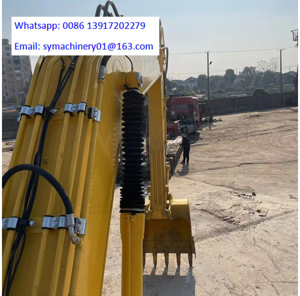 Komatsu PC220 - מחפר סורק: תמונה 2 Komatsu PC220 - מחפר סורק: תמונה 2