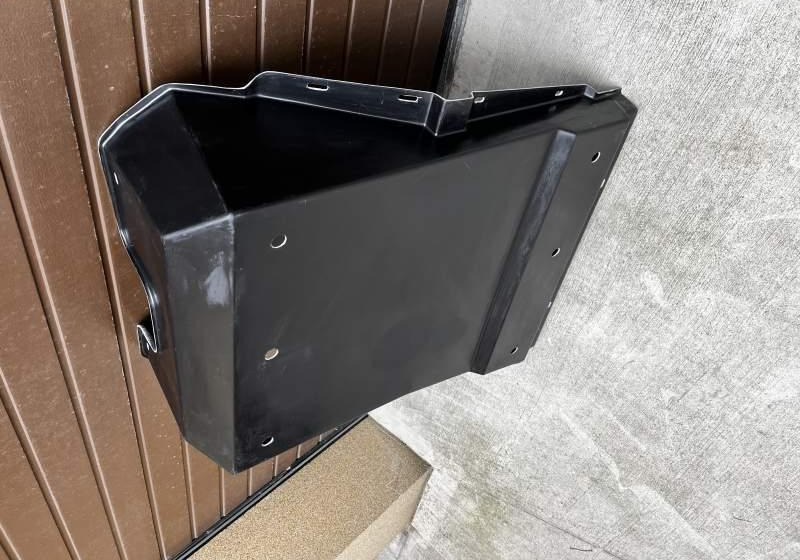 Osłona skrzyni Setra 4..HDH GTHD Mercedes Travego OM502 OM457 Setra Osłona skrzyni Setra 4..HDH GTHD Mercedes Travego OM502 OM457 - גוף וחלק חיצוני עבור אוטובוס: תמונה 1 Osłona skrzyni Setra 4..HDH GTHD Mercedes Travego OM502 OM457 Setra Osłona skrzyni Setra 4..HDH GTHD Mercedes Travego OM502 OM457 - גוף וחלק חיצוני עבור אוטובוס: תמונה 1