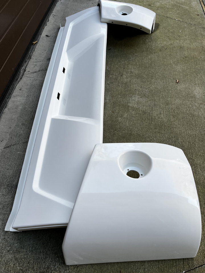 Zderzak tylny VOLVO 9500 9700 9900 VOLVO 9500 9700 9900 - פגוש עבור אוטובוס בין עירוני: תמונה 1 Zderzak tylny VOLVO 9500 9700 9900 VOLVO 9500 9700 9900 - פגוש עבור אוטובוס בין עירוני: תמונה 1