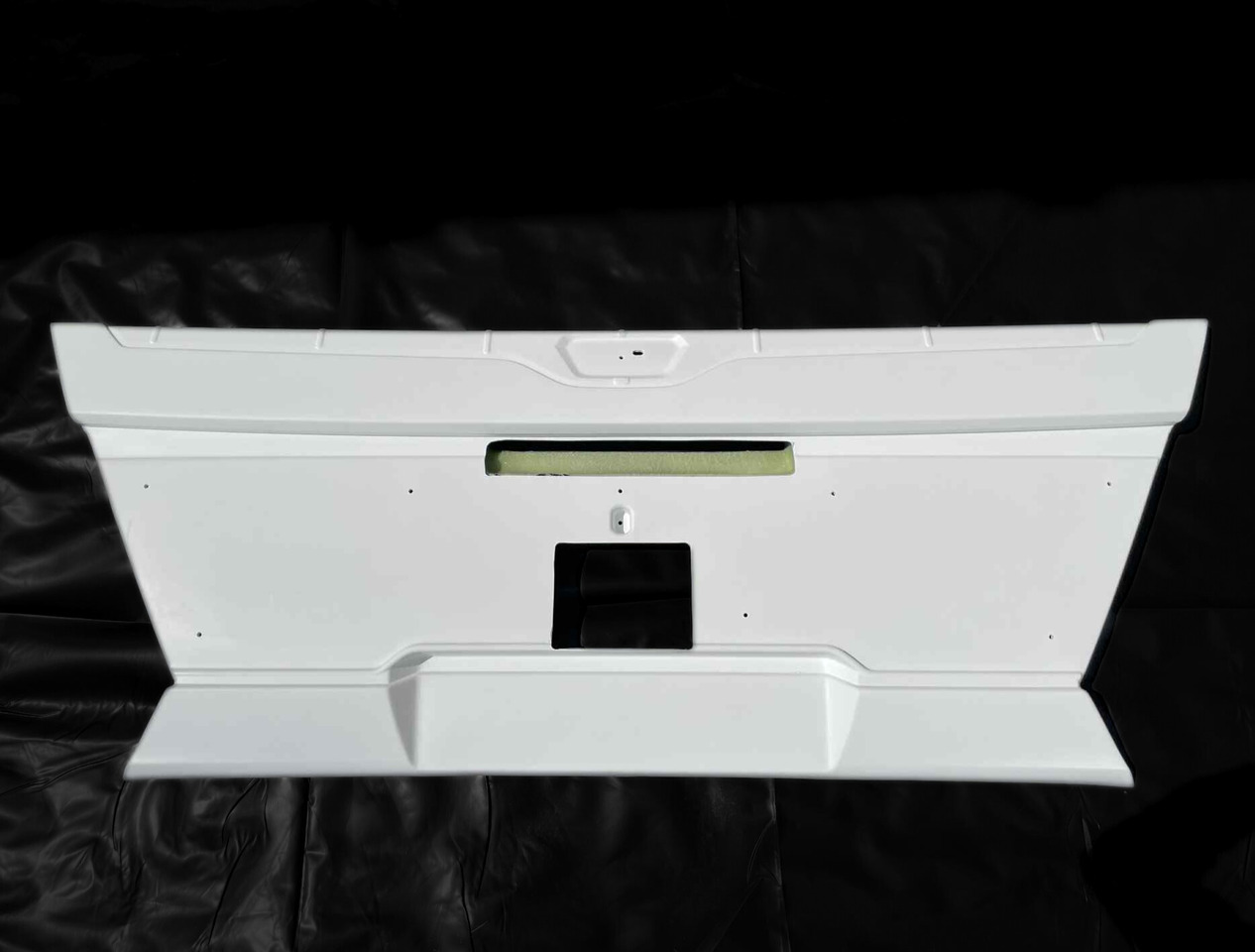 Zderzak przedni środkowy MAN LION'S COACH EURO 6 MAN Lion’s Coach Euro 6 - פגוש עבור אוטובוס בין עירוני: תמונה 1 Zderzak przedni środkowy MAN LION'S COACH EURO 6 MAN Lion’s Coach Euro 6 - פגוש עבור אוטובוס בין עירוני: תמונה 1