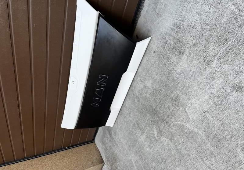 Zderzak przedni środkowy MAN LION'S COACH EURO 6 MAN Lion’s Coach Euro 6 - פגוש עבור אוטובוס בין עירוני: תמונה 4 Zderzak przedni środkowy MAN LION'S COACH EURO 6 MAN Lion’s Coach Euro 6 - פגוש עבור אוטובוס בין עירוני: תמונה 4