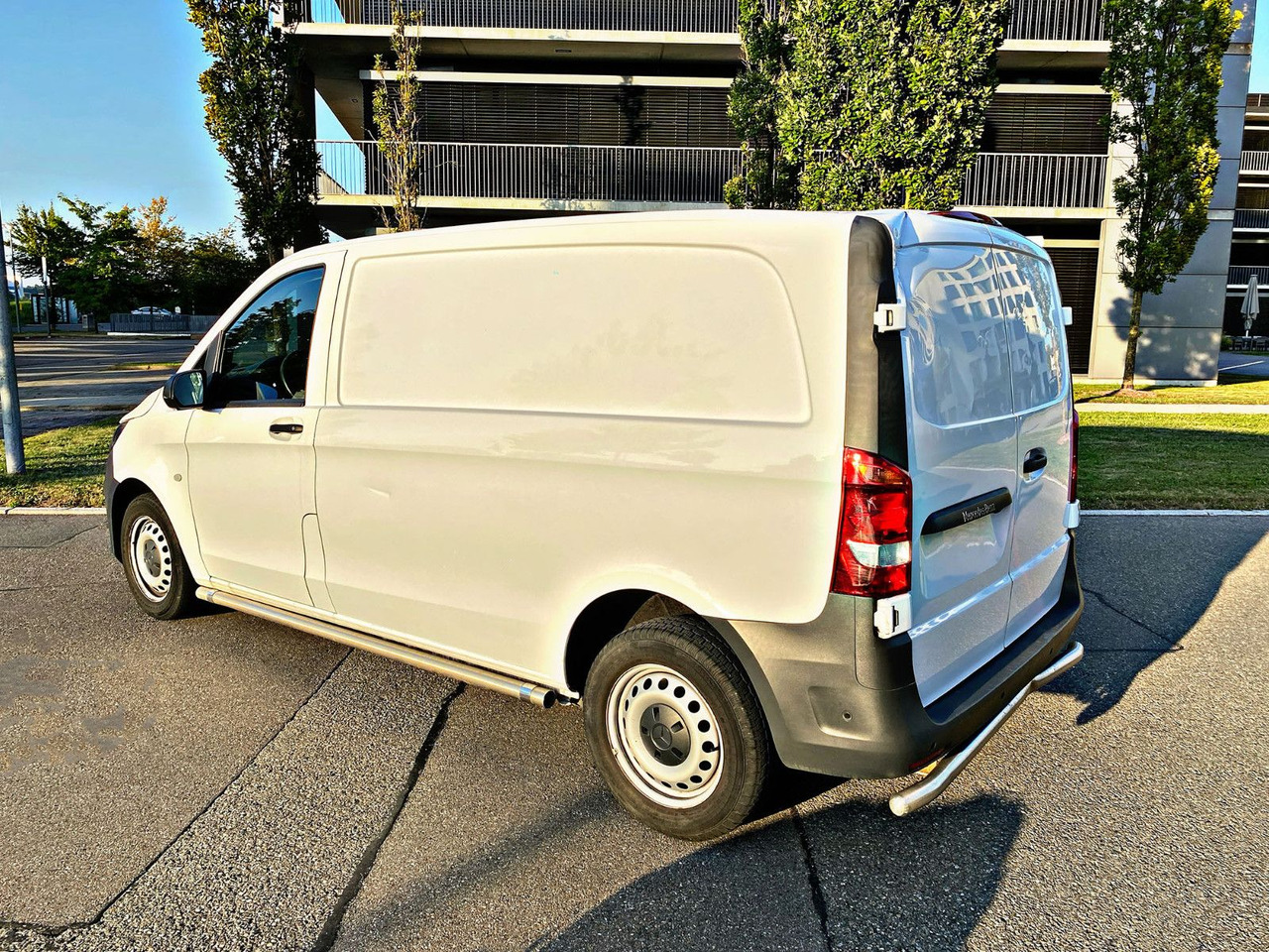 Mercedes-Benz Vito Kasten 111 CDI FWD kompakt|Kamera|Navi|19% - כלי רכב מסחרי קטן: תמונה 5 Mercedes-Benz Vito Kasten 111 CDI FWD kompakt|Kamera|Navi|19% - כלי רכב מסחרי קטן: תמונה 5