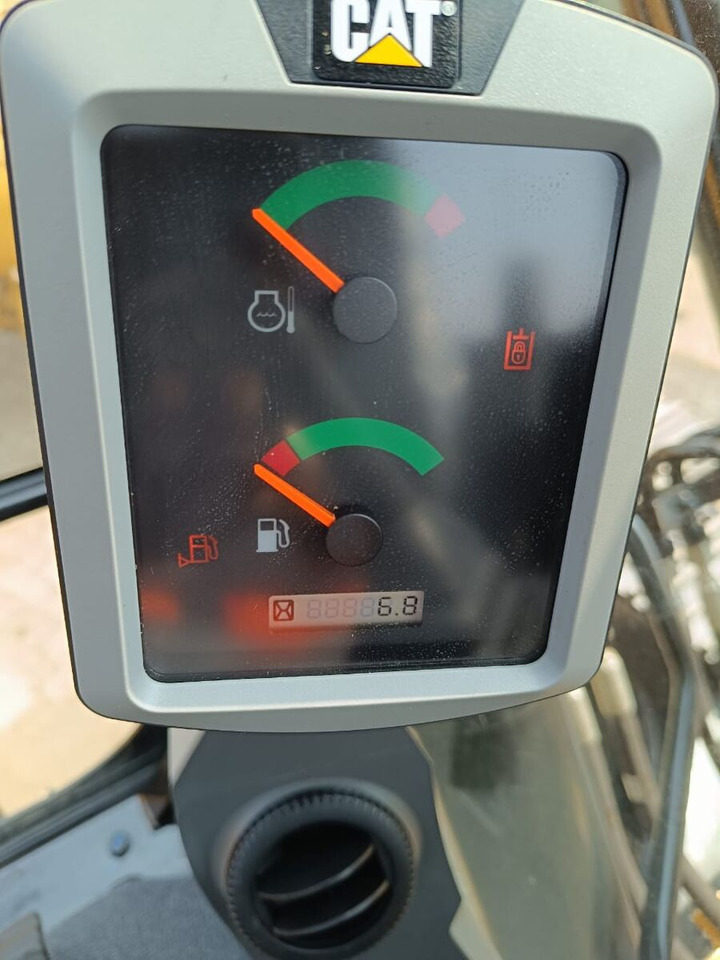 New Caterpillar 320D3GC tracked excavator - מחפר סורק: תמונה 3 New Caterpillar 320D3GC tracked excavator - מחפר סורק: תמונה 3