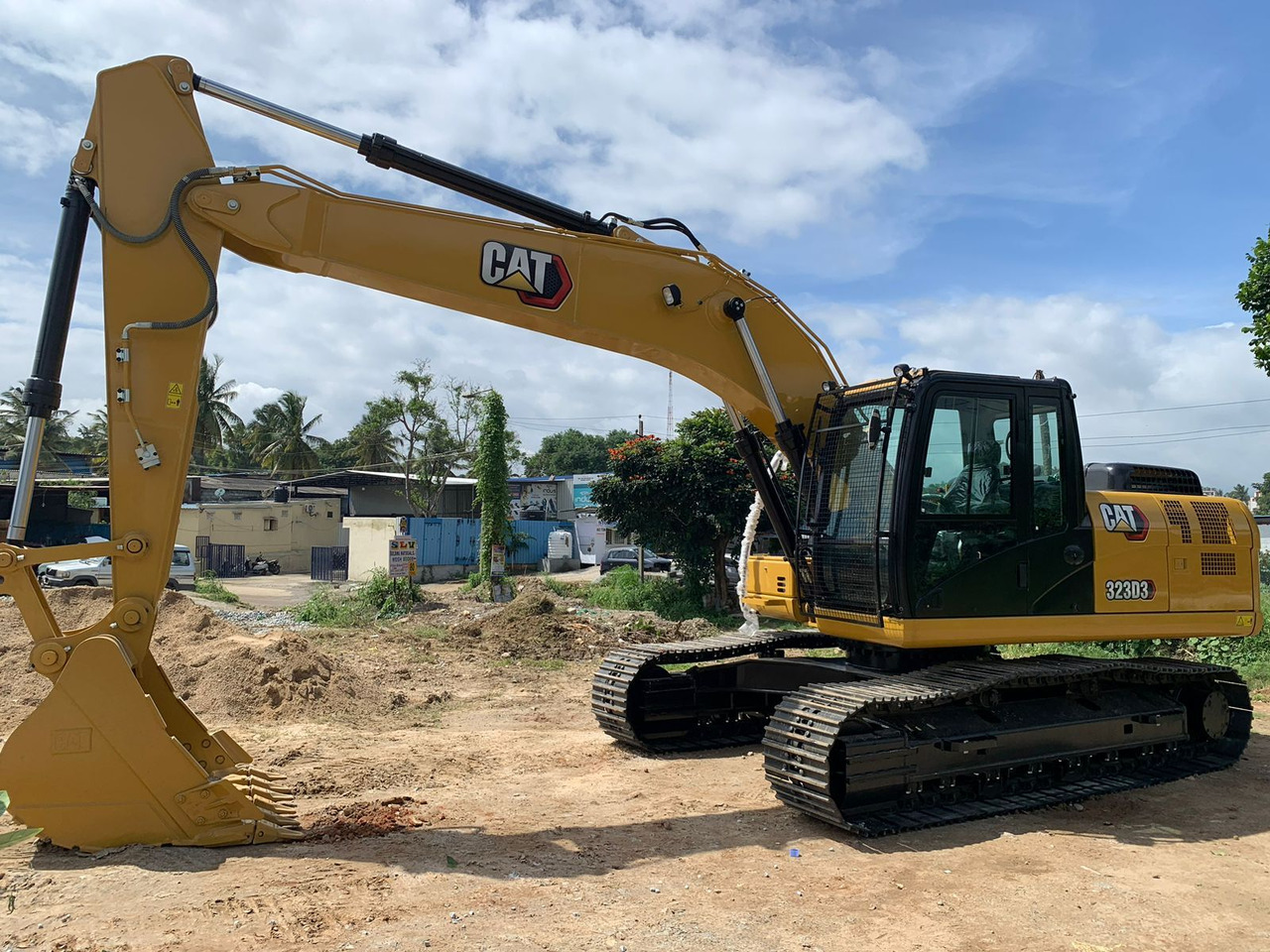 New Caterpillar 323D3 tracked excavator - מחפר סורק: תמונה 1 New Caterpillar 323D3 tracked excavator - מחפר סורק: תמונה 1