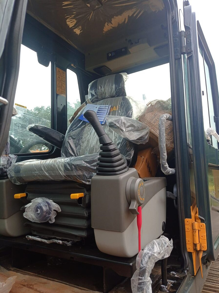 חָדָשׁ מחפר סורק New Hyundai R210 tracked excavator: תמונה 6