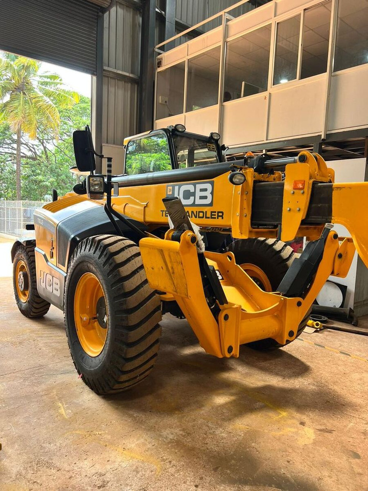 New JCB 530-110 telehandler - מפעיל טלסקופי: תמונה 3 New JCB 530-110 telehandler - מפעיל טלסקופי: תמונה 3