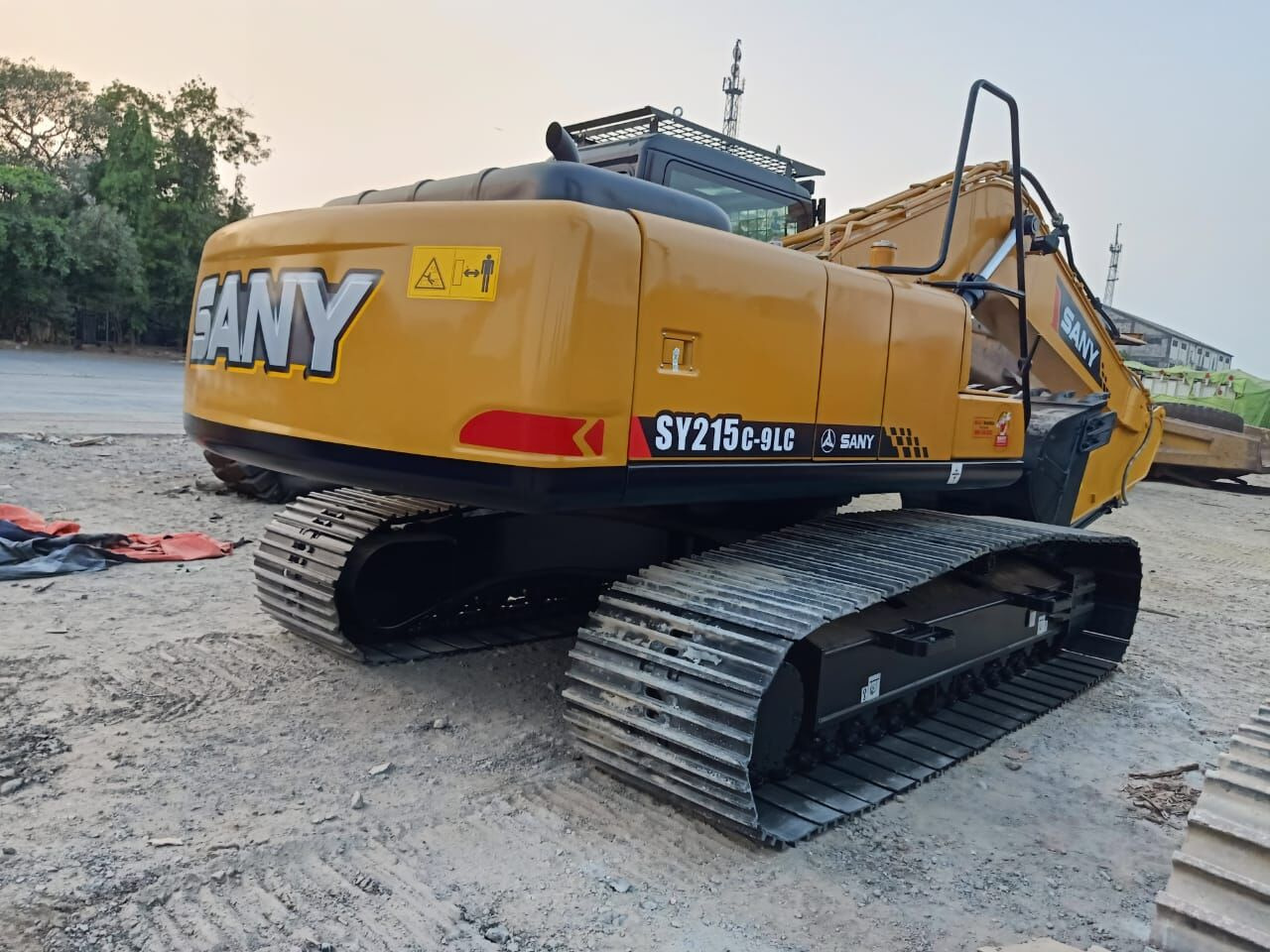 New Sany SY 215 MITSUBISHI ENGINE tracked excavator - מחפר סורק: תמונה 3 New Sany SY 215 MITSUBISHI ENGINE tracked excavator - מחפר סורק: תמונה 3