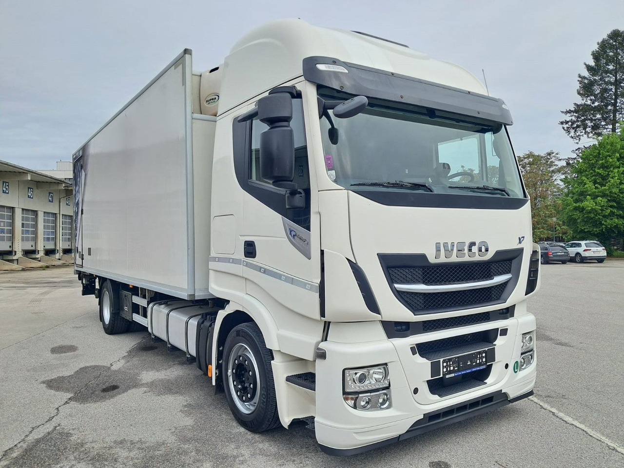 Iveco Stralis 460 Kühlkoffer | LBW | Klima | Retar - משאית קירור: תמונה 2 Iveco Stralis 460 Kühlkoffer | LBW | Klima | Retar - משאית קירור: תמונה 2