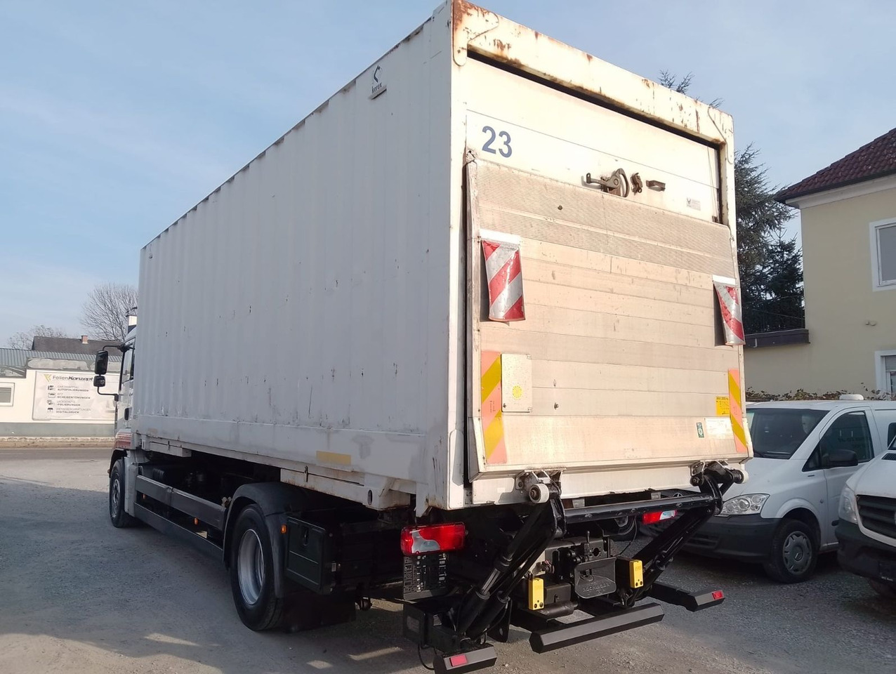 MAN TGA 18 320 - מוביל מכולות/ משאית החלפת גוף: תמונה 3 MAN TGA 18 320 - מוביל מכולות/ משאית החלפת גוף: תמונה 3