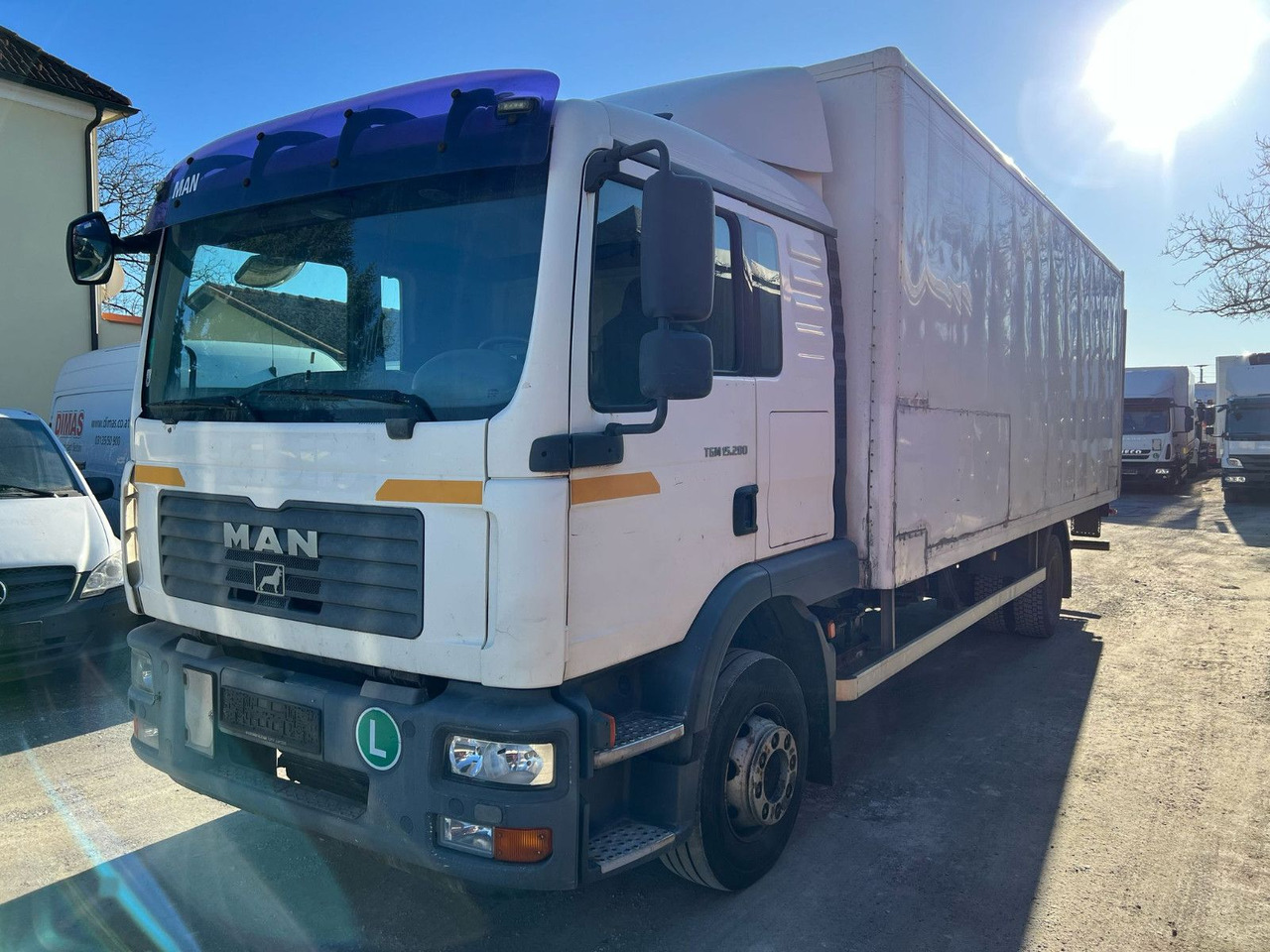 MAN TGM 15:280 4x2 BL - משאית תיבה: תמונה 2 MAN TGM 15:280 4x2 BL - משאית תיבה: תמונה 2