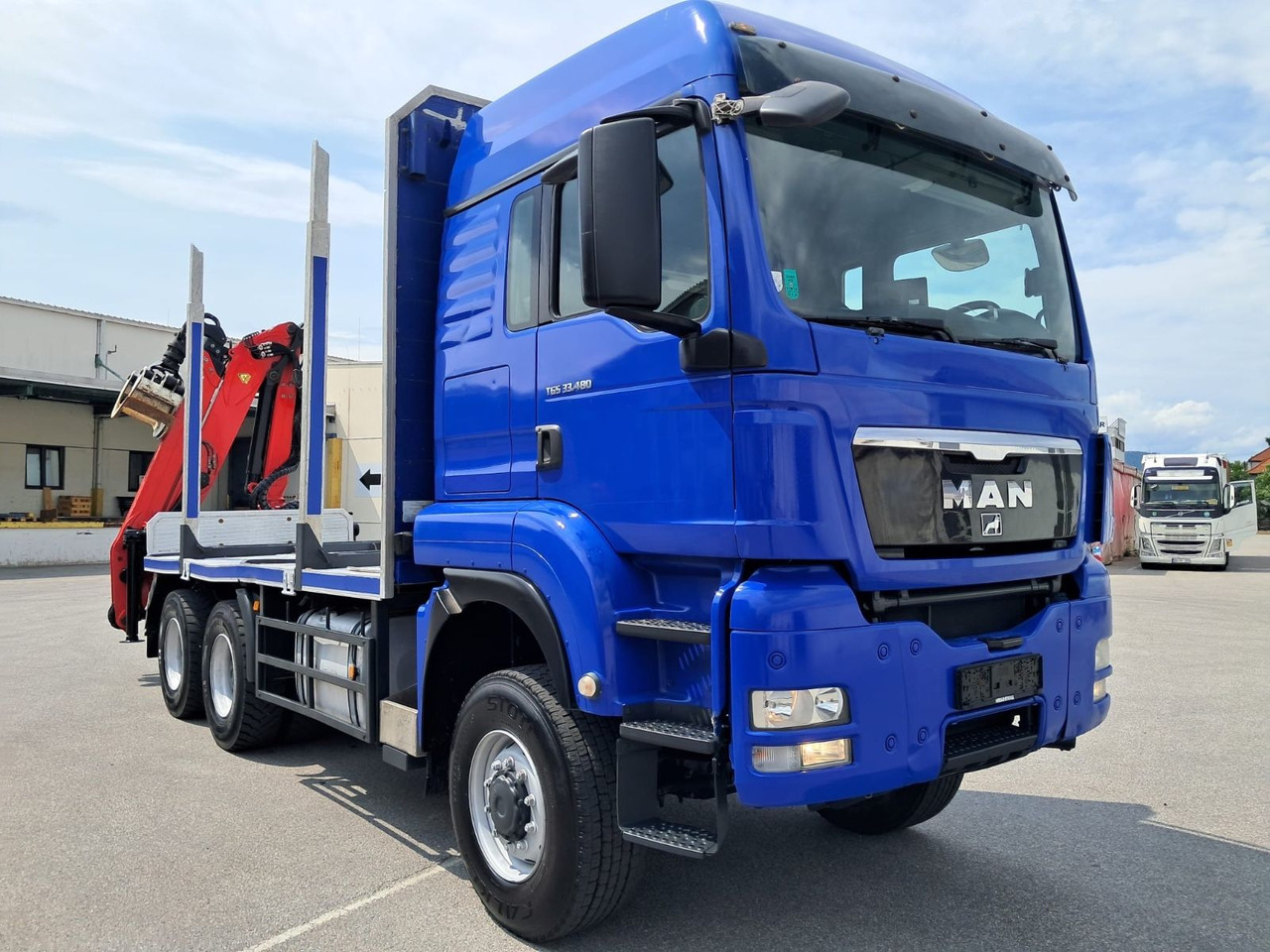 MAN TGS33 480 - משאית עץ, משאית מנוף: תמונה 2 MAN TGS33 480 - משאית עץ, משאית מנוף: תמונה 2