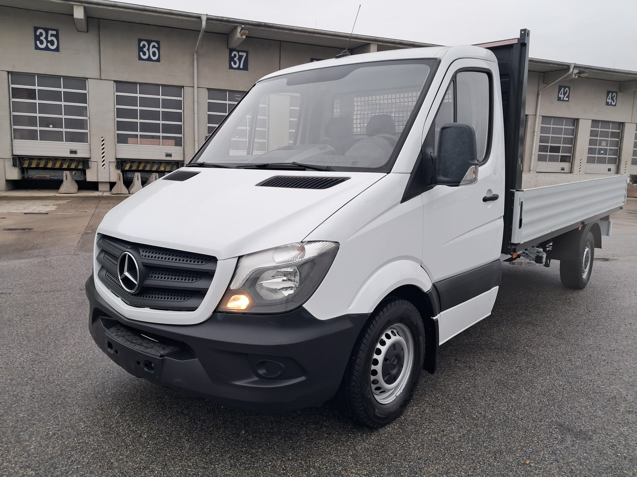 MERCEDES-BENZ Sprinter 316 CDI | 3.5t Anhängelast | Klima | ASR - כלי רכב מסחרי במיטה שטוחה: תמונה 1 MERCEDES-BENZ Sprinter 316 CDI | 3.5t Anhängelast | Klima | ASR - כלי רכב מסחרי במיטה שטוחה: תמונה 1