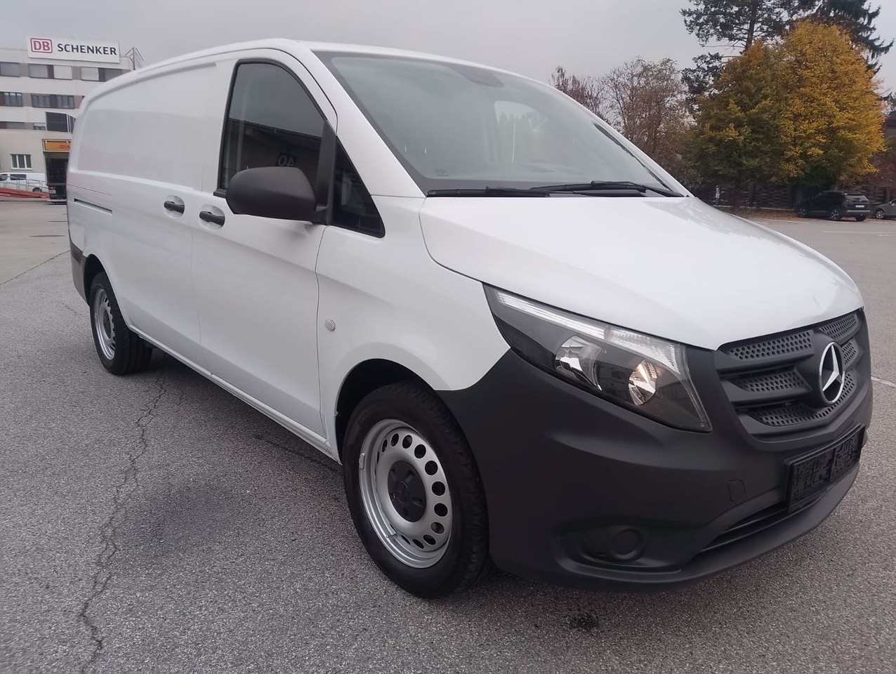 Mercedes-Benz VITO 116 CDI - כלי רכב מסחרי עם לוח: תמונה 2 Mercedes-Benz VITO 116 CDI - כלי רכב מסחרי עם לוח: תמונה 2