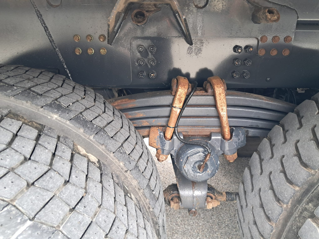 משאית עץ, משאית מנוף SCANIA G 490 6x6 Blatt-Blatt | Klima | Schaltgetriebe | Euro 6 | Penz-Kran 12Z |: תמונה 34